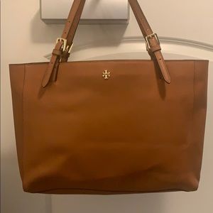 HP 🎉 Tory Burch York Buckle Tote
